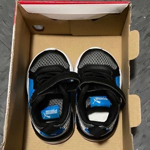 Tennishoes